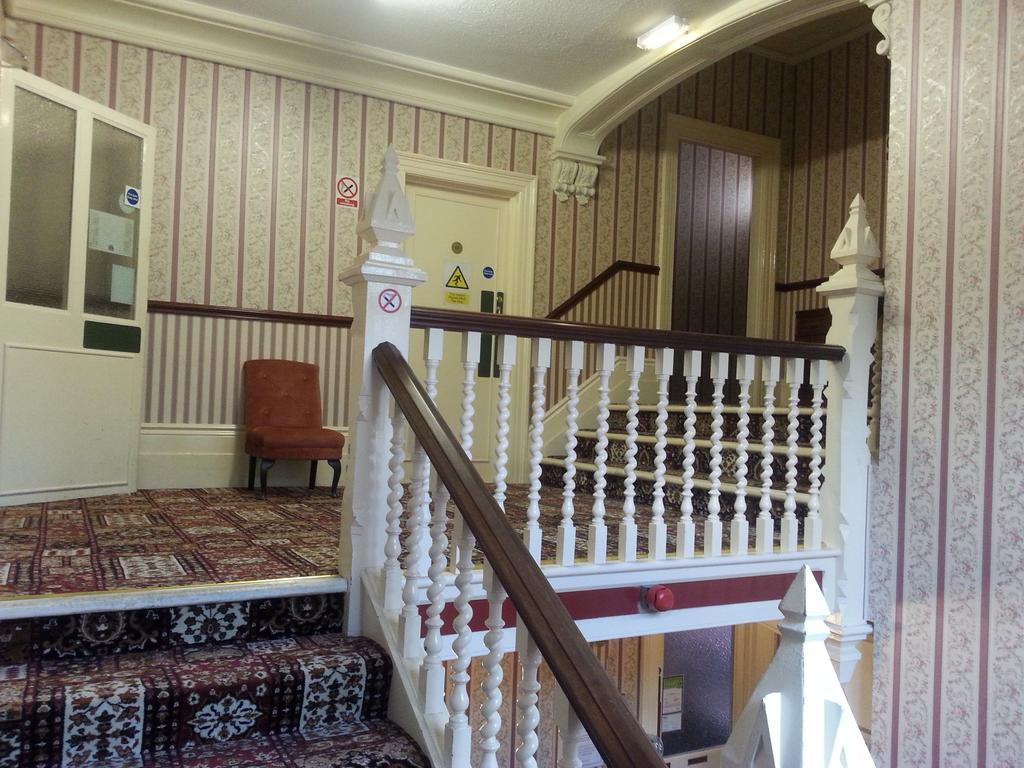 Chester Lodge Sandown Exterior photo