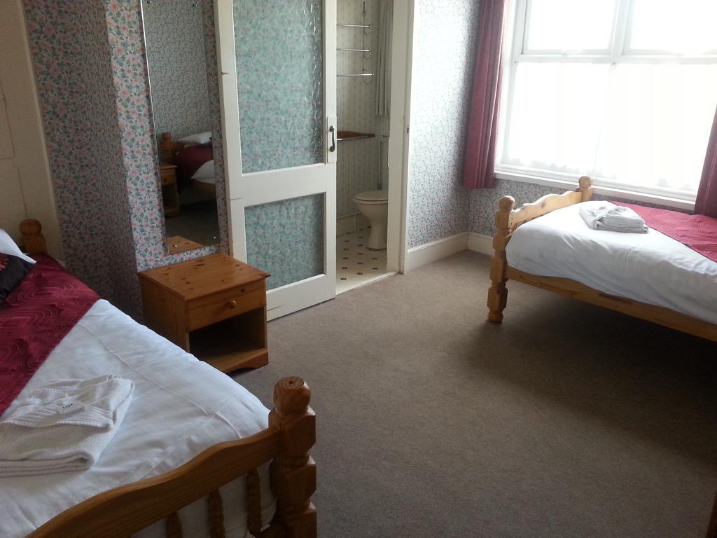 Chester Lodge Sandown Room photo